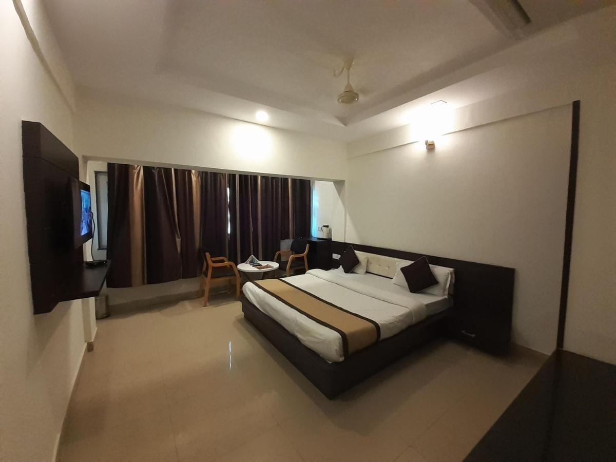 Hotel Bharat Kota  Exteriör bild