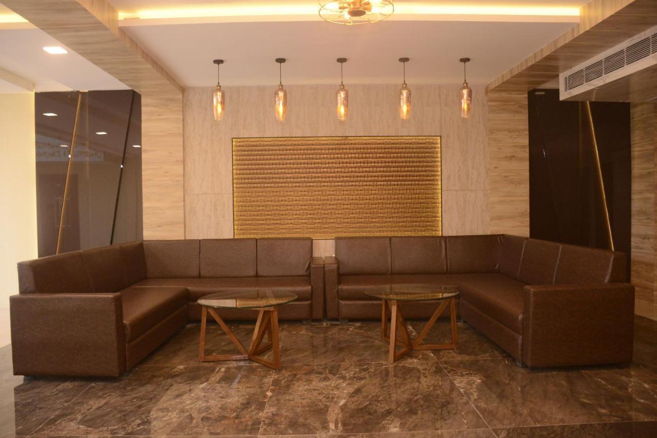 Hotel Bharat Kota  Exteriör bild