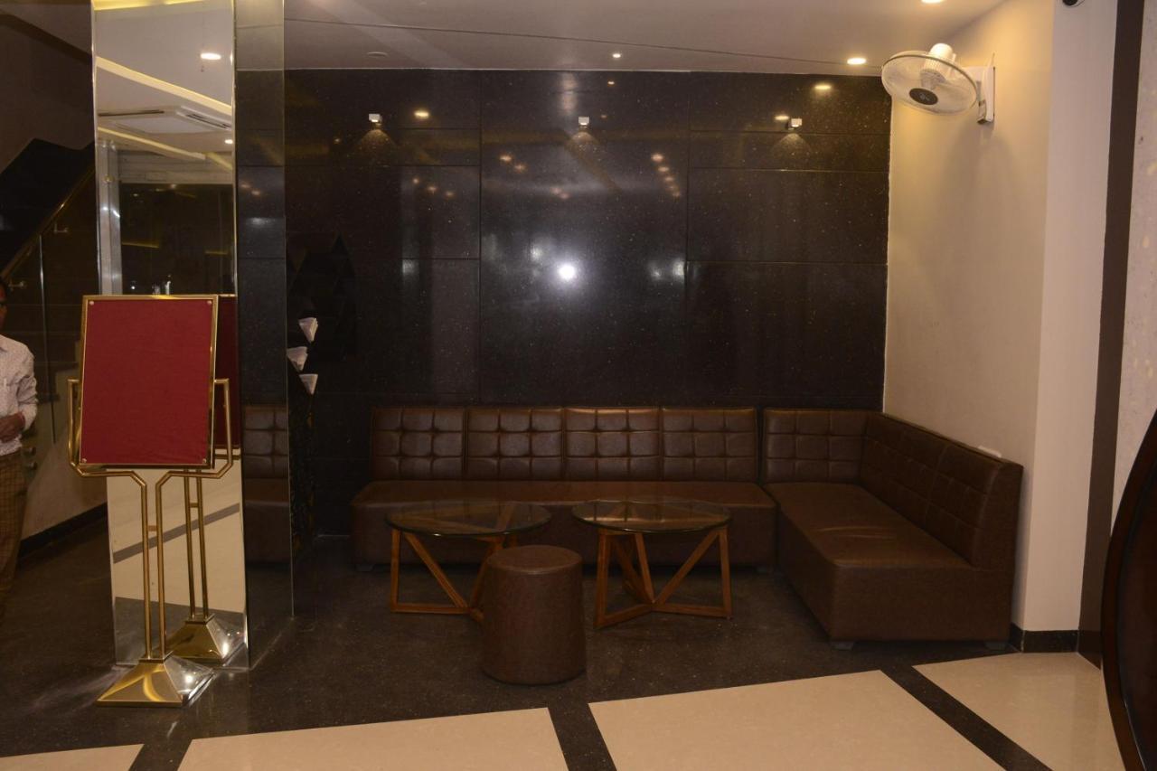 Hotel Bharat Kota  Exteriör bild